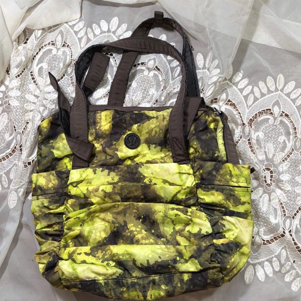 Lululemon Camo Gym Tote Bag Lime Green Brown Digital Print Athleisure Travel